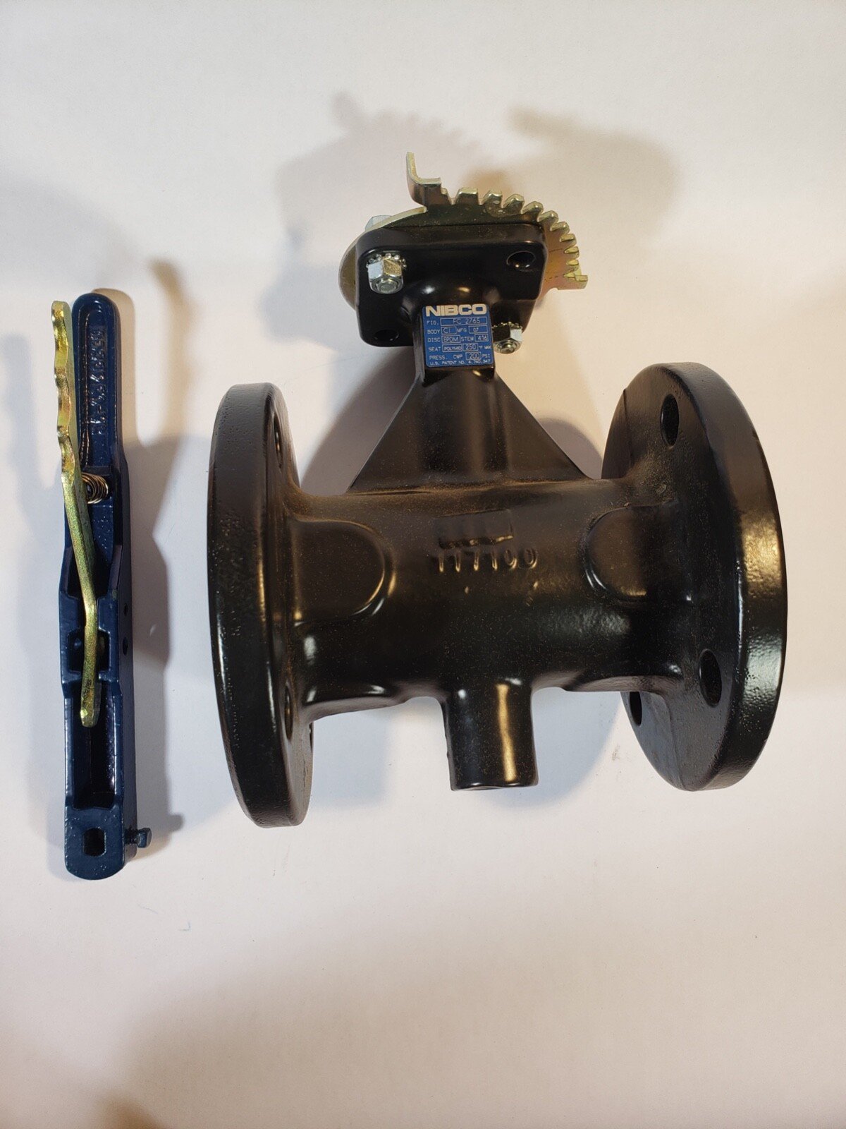 NIBCO FC 2765 2 1/2" FLANGED BUTTERFLY VALVE CAST IRON 200PSI NEW