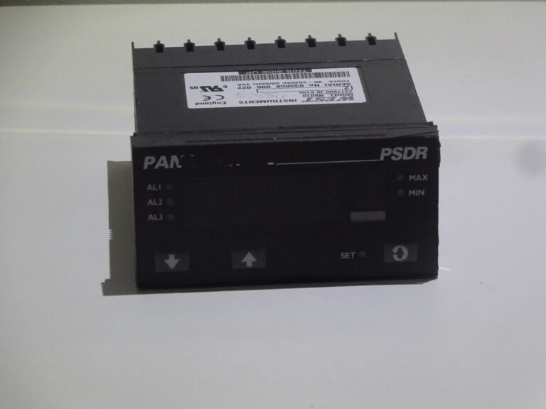 100-240V AC TEMPARATURE DISPLAY PRO West Instruments N8010