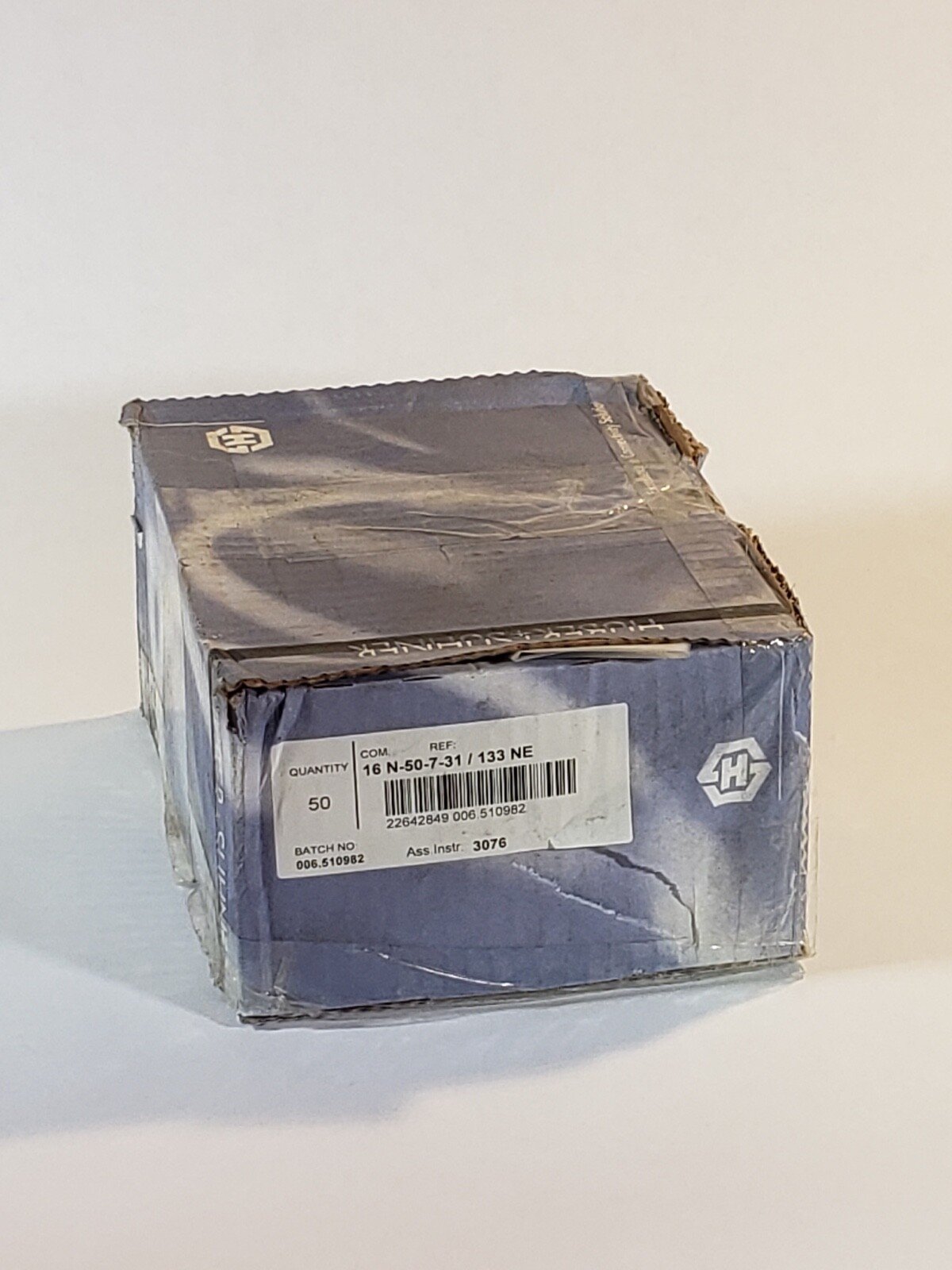 50X huber suhner 16 N-50-7-31/133NE Right angle N male coaxial connect NEW BOXED