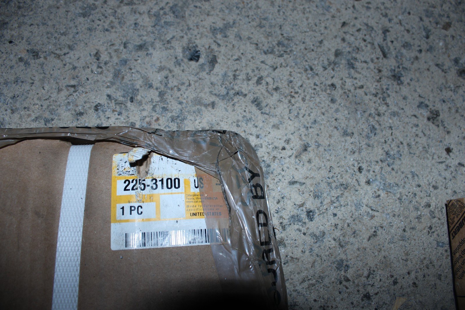 CATERPILLAR Spacer Plate 225-3100 Iron Engine Part MPN 225-3100
