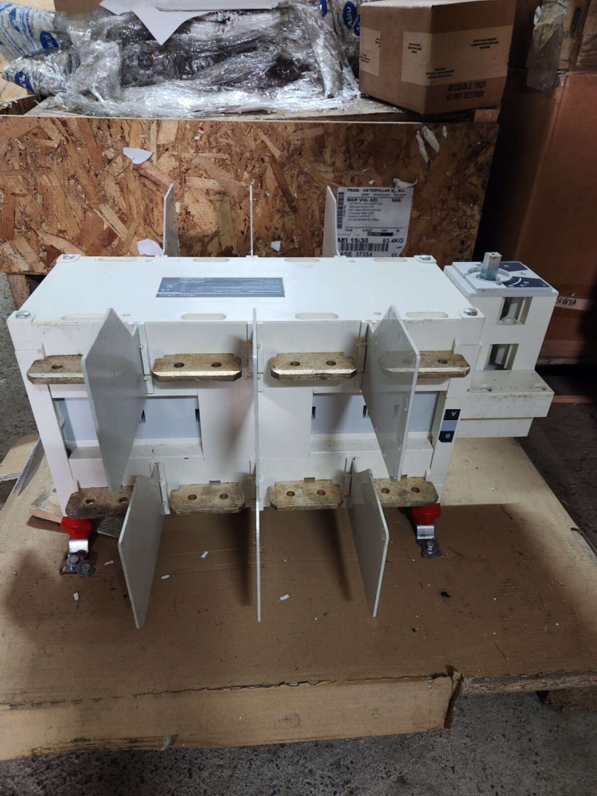 SOCOMEC SIRCO DC 2000A Disconnect Switch photovoltaic NEW 27DC4201