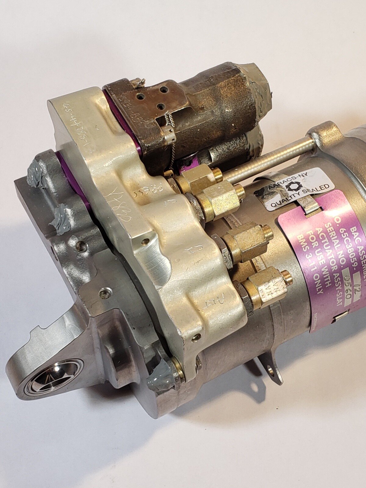 ACTUATOR ASSY SLAT 65C38059 -12 BMS 3-11 AIRCRAFT