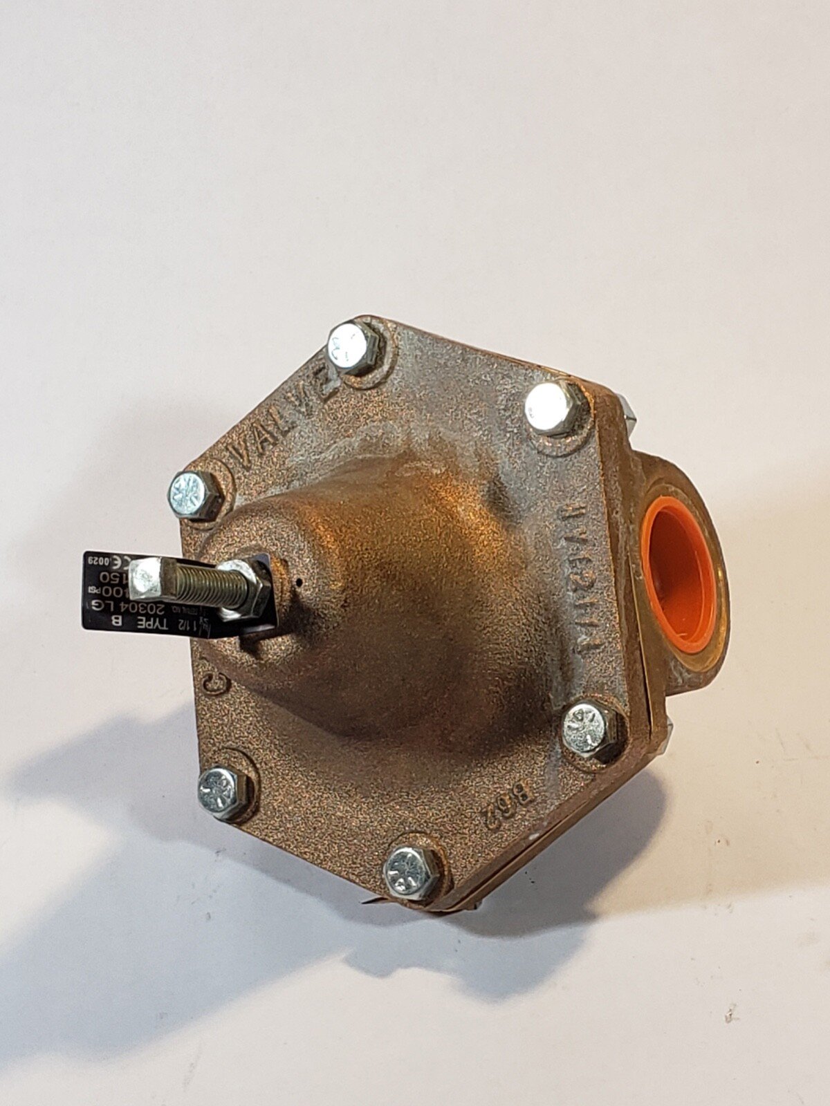 PRESSURE REGULATING CASH VALVE BRONZE 1 1/2 " WATER/AIR 20304-0125 90/150 NEW