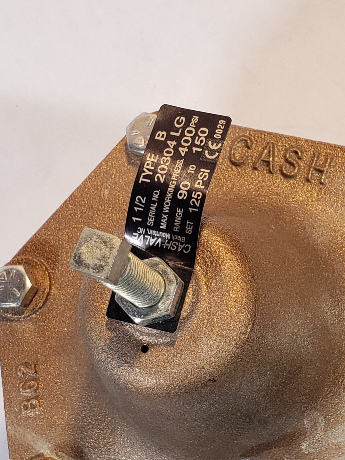 PRESSURE REGULATING CASH VALVE BRONZE 1 1/2 " WATER/AIR 20304-0125 90/150 NEW